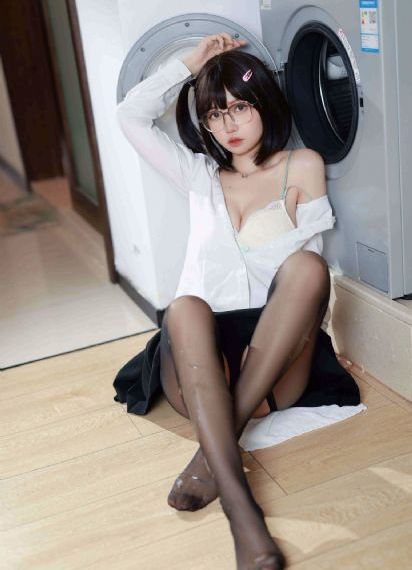 ass成熟老女人pics_1080神马影院手机在线