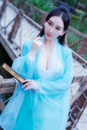 亚洲区一二三四区_高清在线视频播放